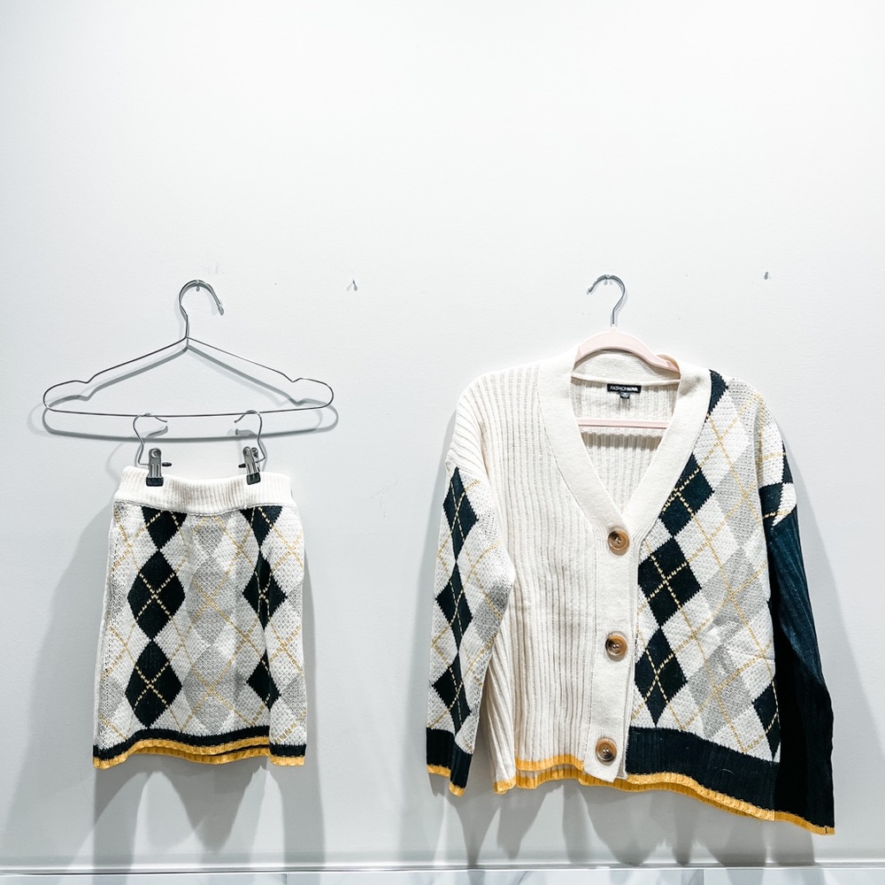 Sweater * skirt set